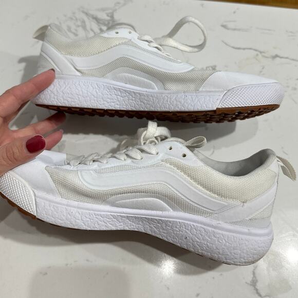 Unisex Vans Ultra Range Exo In White, Size US6.5W/ 5.0M, Like New - Picture 3 of 7